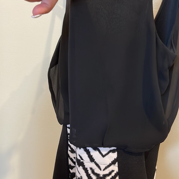 Womens black and white dress - Picture 7 of 8